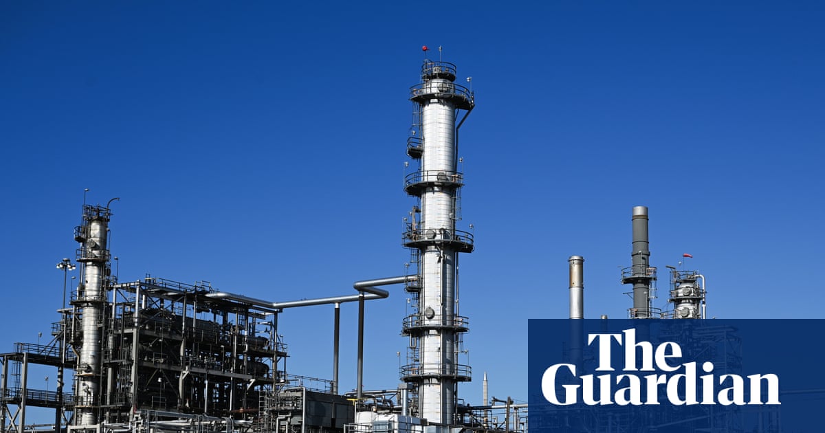 US supreme court to hear big oil’s bid to block climate damage lawsuits | US supreme court