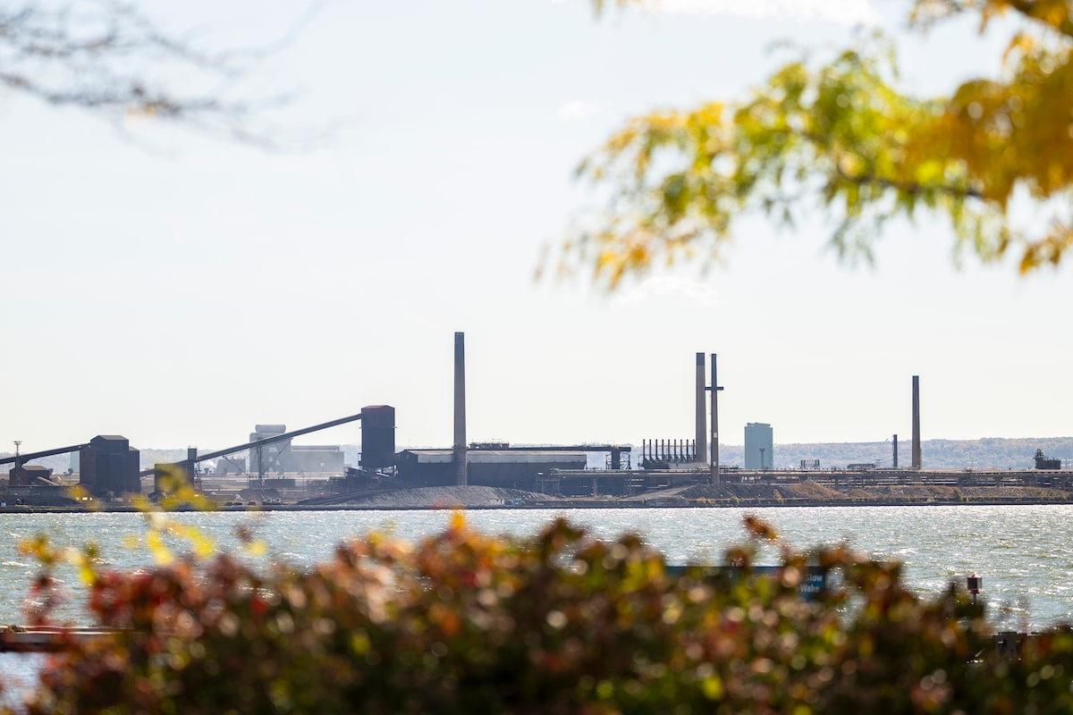 Cleveland-Cliffs boss criticizes Carney, praises Trump, as conflict with Ottawa over layoffs escalates