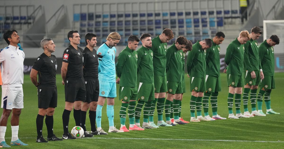 Ireland soccer players again wear black armbands and refuse handshakes with Israel team :: WRAL.com