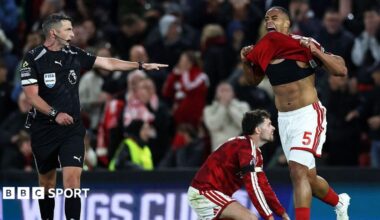 Murillo reacts after missing a chance