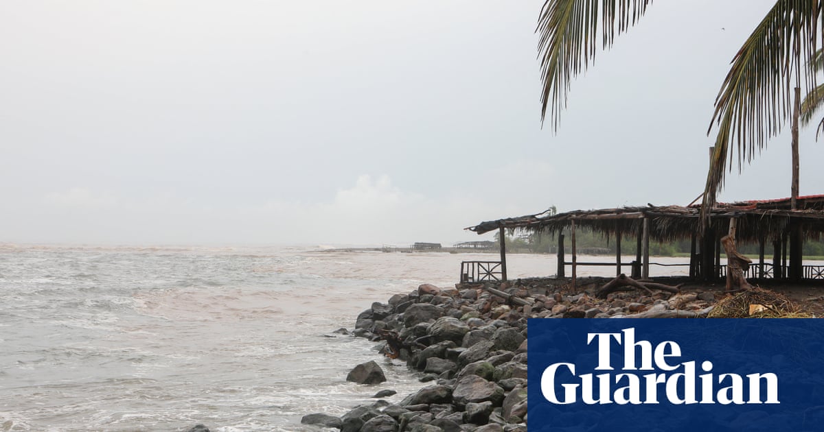 Hurricane Trudy strengthens to category 2 as it heads toward Mexico | Mexico
