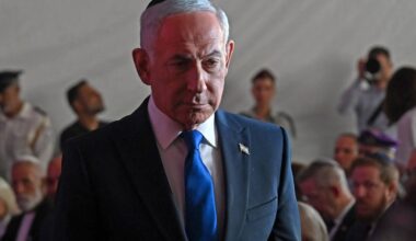 FlyDubai hijacking turns into flash point in Israeli election