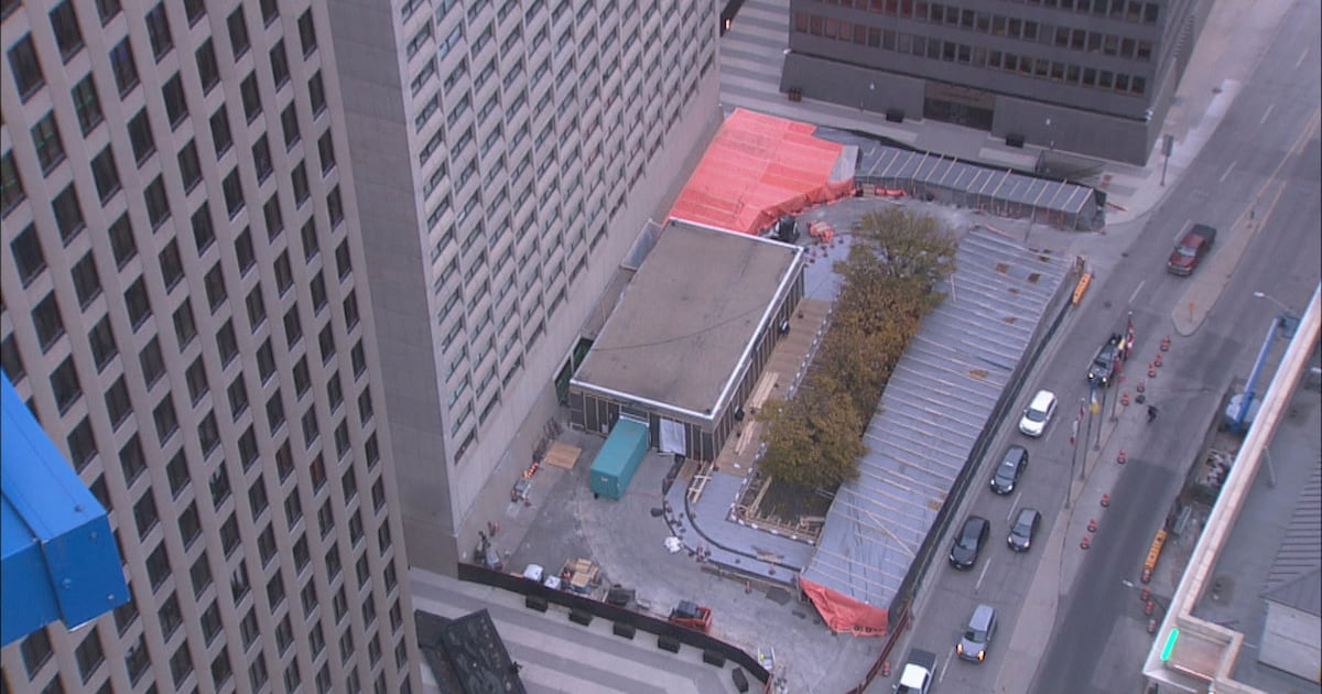 Worker dies after incident at downtown Winnipeg hotel - CTV News
