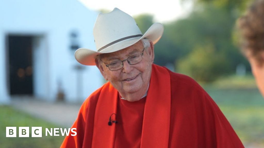 Hispanic voters helped bring Trump to power - in Texas, the tide may be turning - BBC