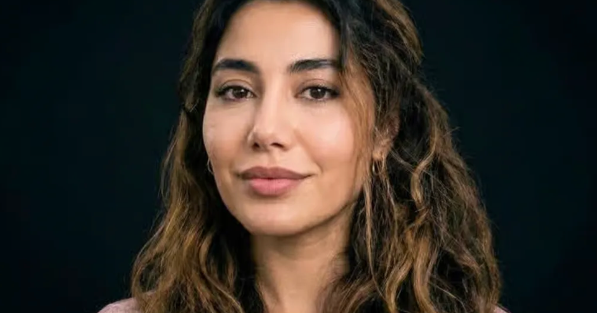 Iranian lawyer sentenced to 20 years over support for protesters