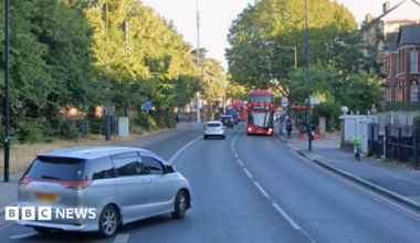 google image of Upper clapton road near Clapton Common