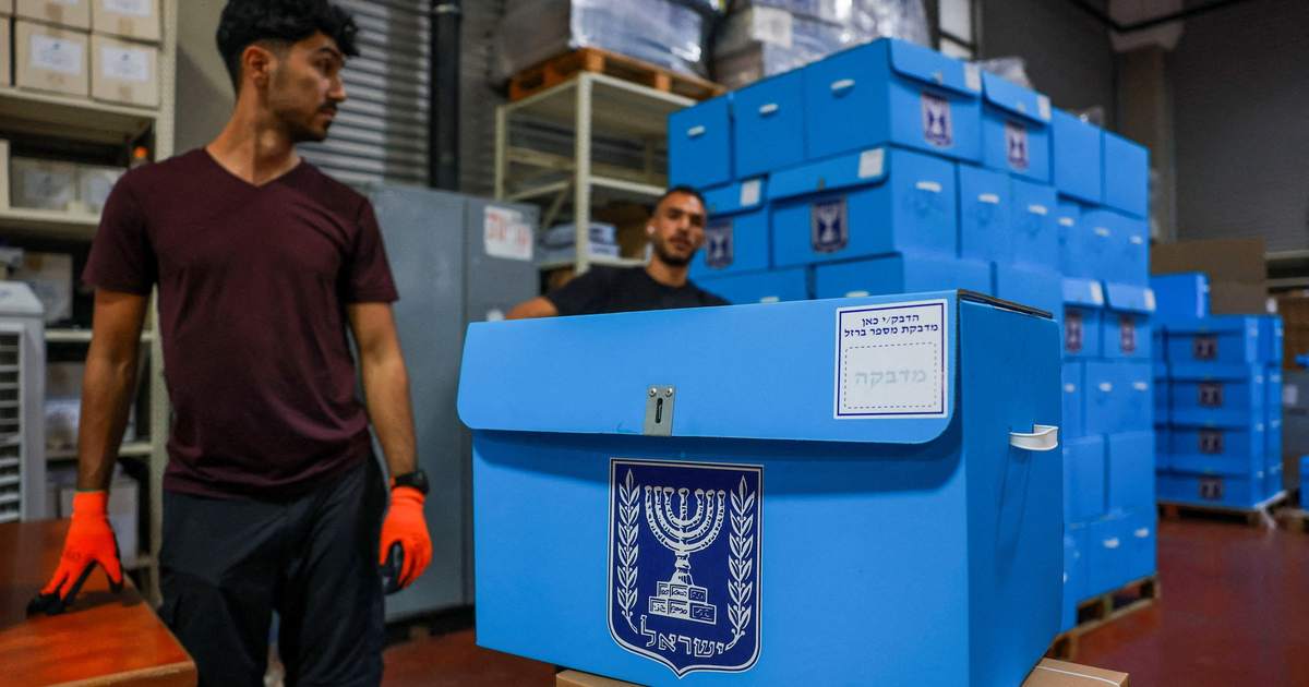 Israel’s leaders have long wanted Iran’s rulers gone. They differ only on how