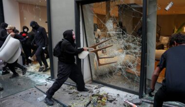 Vinted Flooded With 'Stolen' Goods in Wake of French Looting