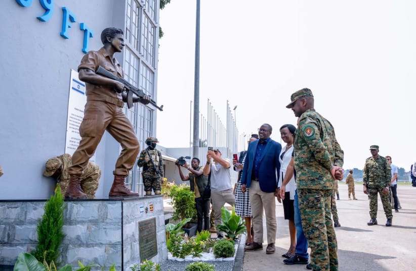 Uganda’s military chief unveiled a memorial for Yoni Netanyahu.