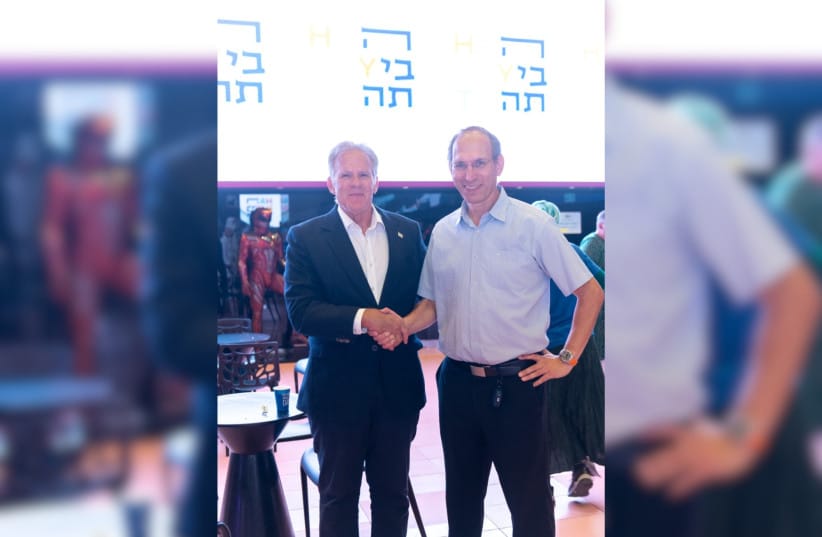 From right: Netanel Rotenberg, co-CEO of Habayta, and Michael Oren, former Israeli ambassador to the United States