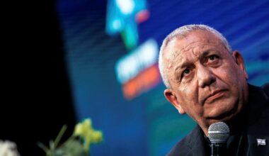 Israel Election Poll: Eisenkot Bloc Continues Slump as Netanyahu's Coalition Gains Ground
