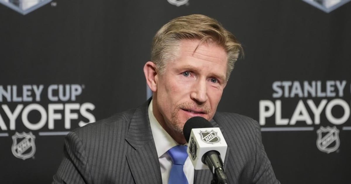Colorado Avalanche assistant Dave Hakstol to take over as Arizona State head coach