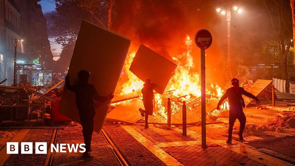 Marseille braces for more unrest after protests give way to 'apocalyptic' disorder - BBC