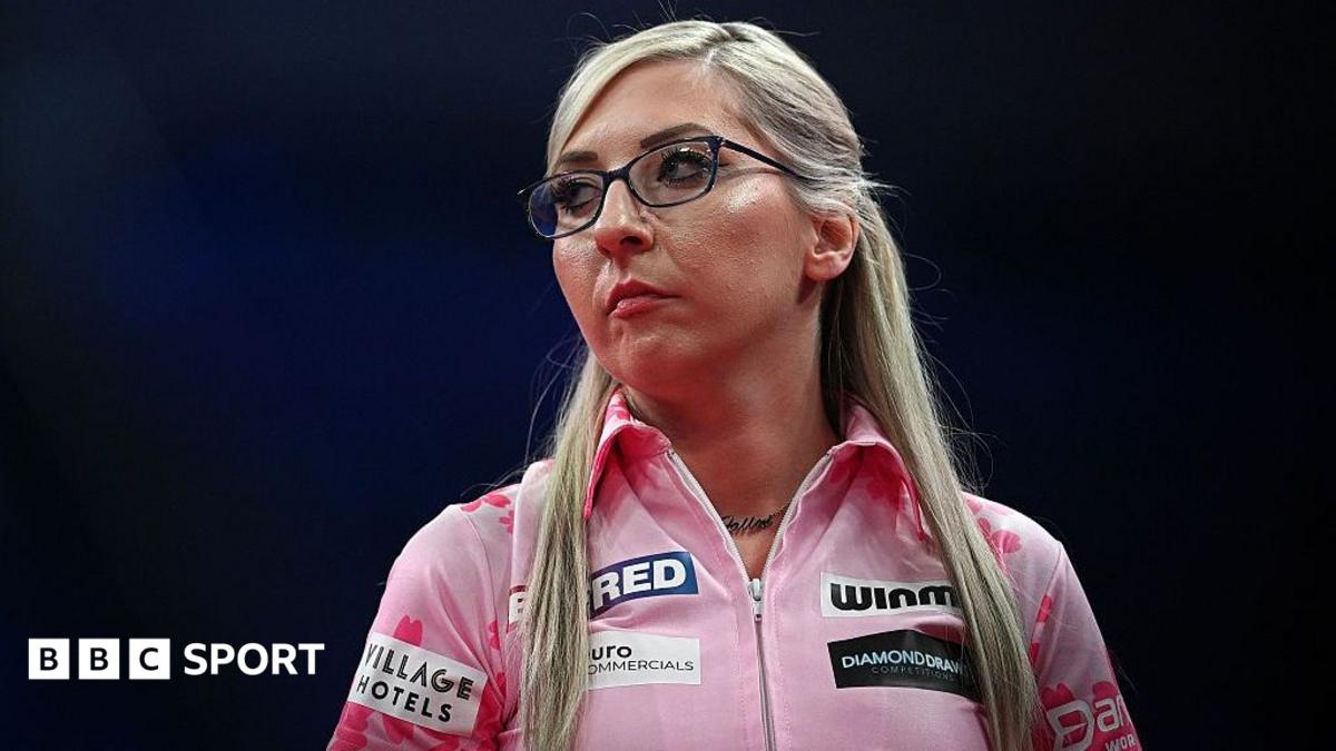 Fallon Sherrock looks on during her match against Beau Greaves