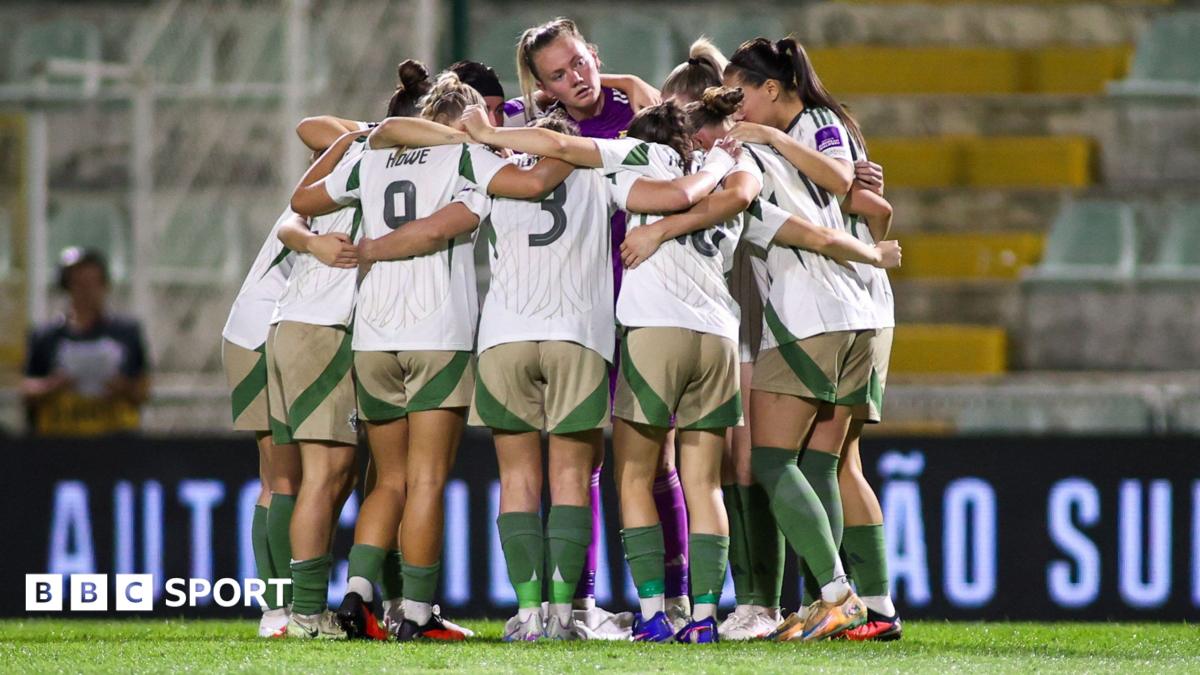 Northern Ireland huddle
