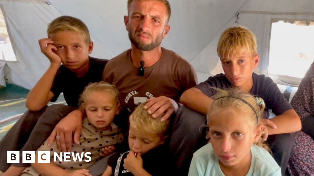 'Every day there is killing': Gazans face Israeli strikes despite ceasefire as peace deal stalls - BBC