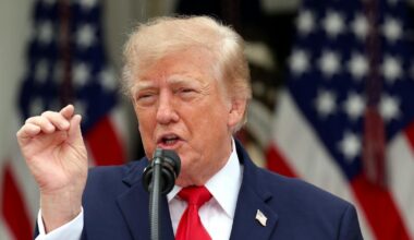 Trump, 80, Has No Clue What Kind of Bomb He Wants to Drop on Iran