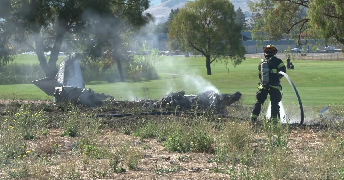 Small plane crashes near Petaluma Municipal Airport; 2 dead