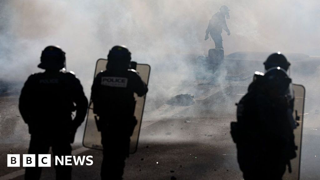 Teenager's hand blown off during confrontation between France school protesters and police - BBC