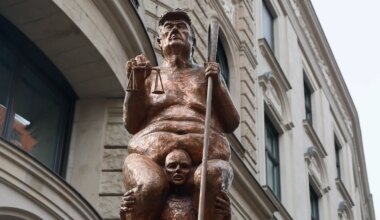 Naked gold statue of Trump unveiled at European Parliament in France