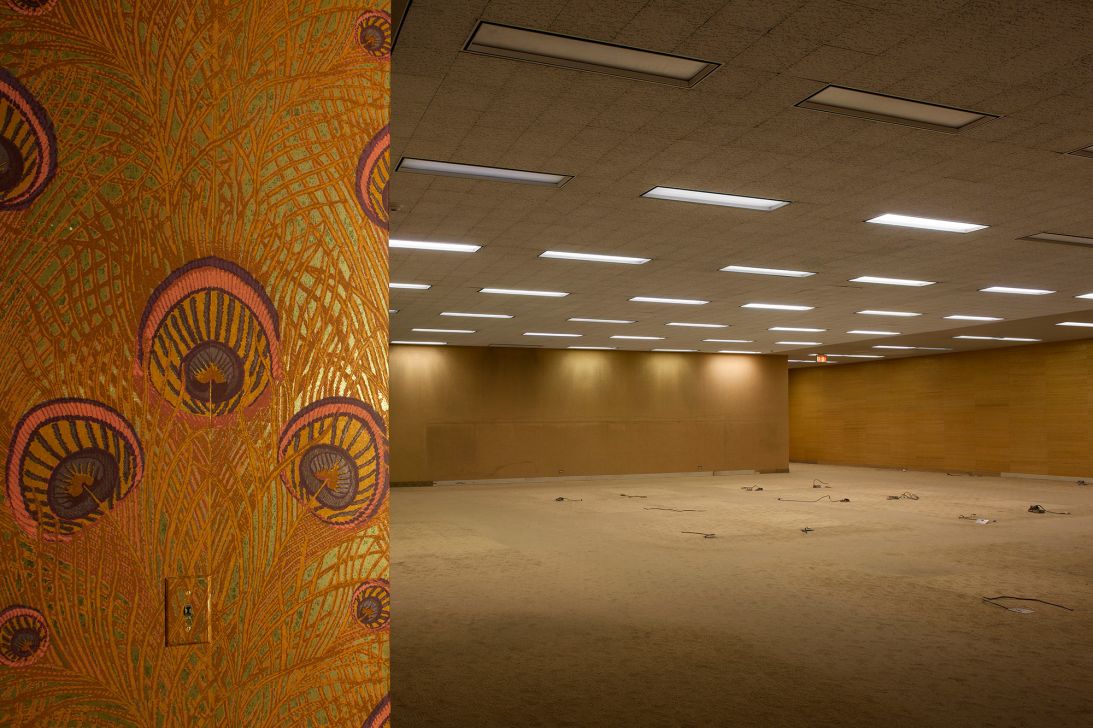The building remained empty while it was owned by Columbia College Chicago, where Karant worked as an adjunct professor, but it has since been developed into residential units, with only the exteriors preserved.