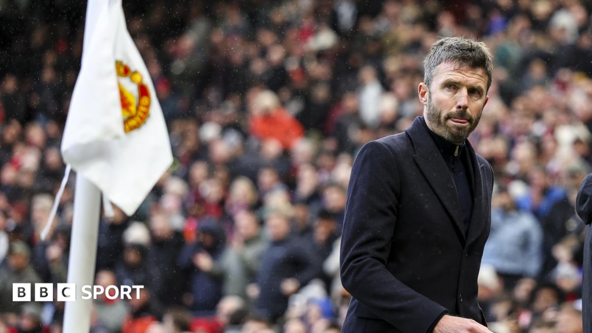 Manchester United reaction LIVE: Michael Carrick future under scrutiny as Man Utd lose again