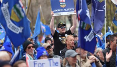 Alberta separatists rally at provincial legislature ahead of referendum