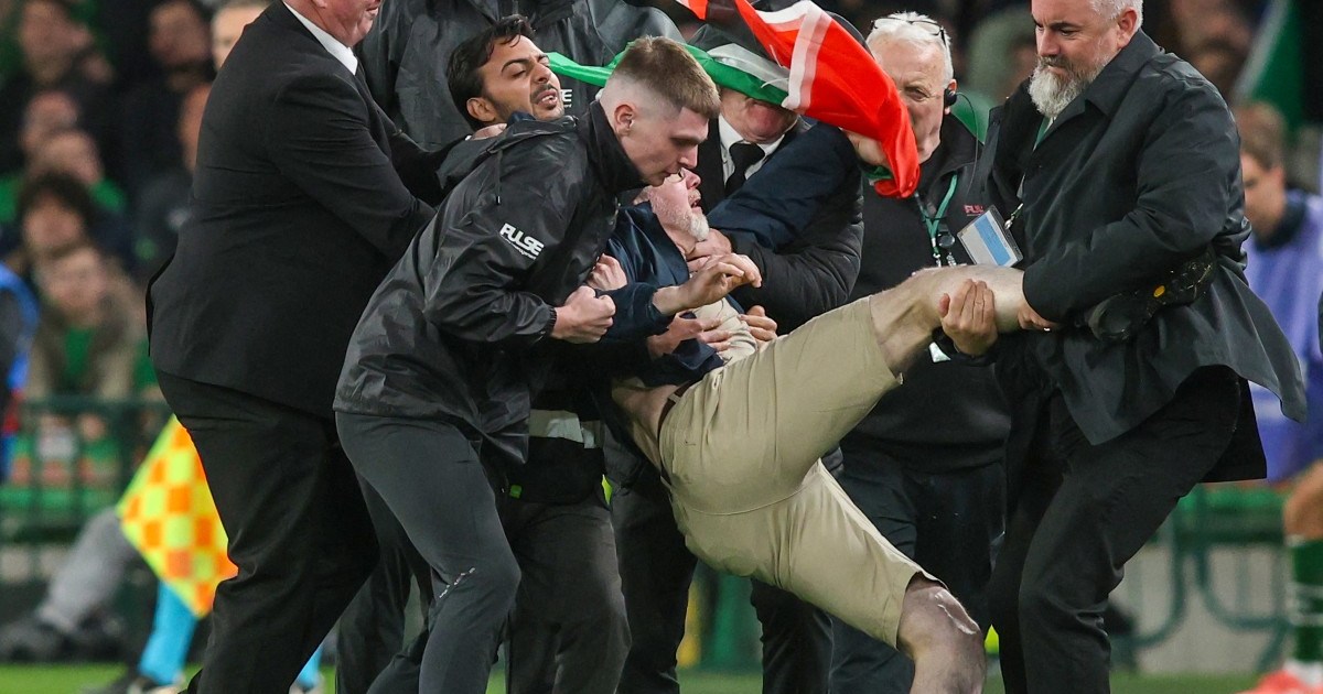 Protesters halt game as calls grow on Ireland to boycott second Israel game | Football