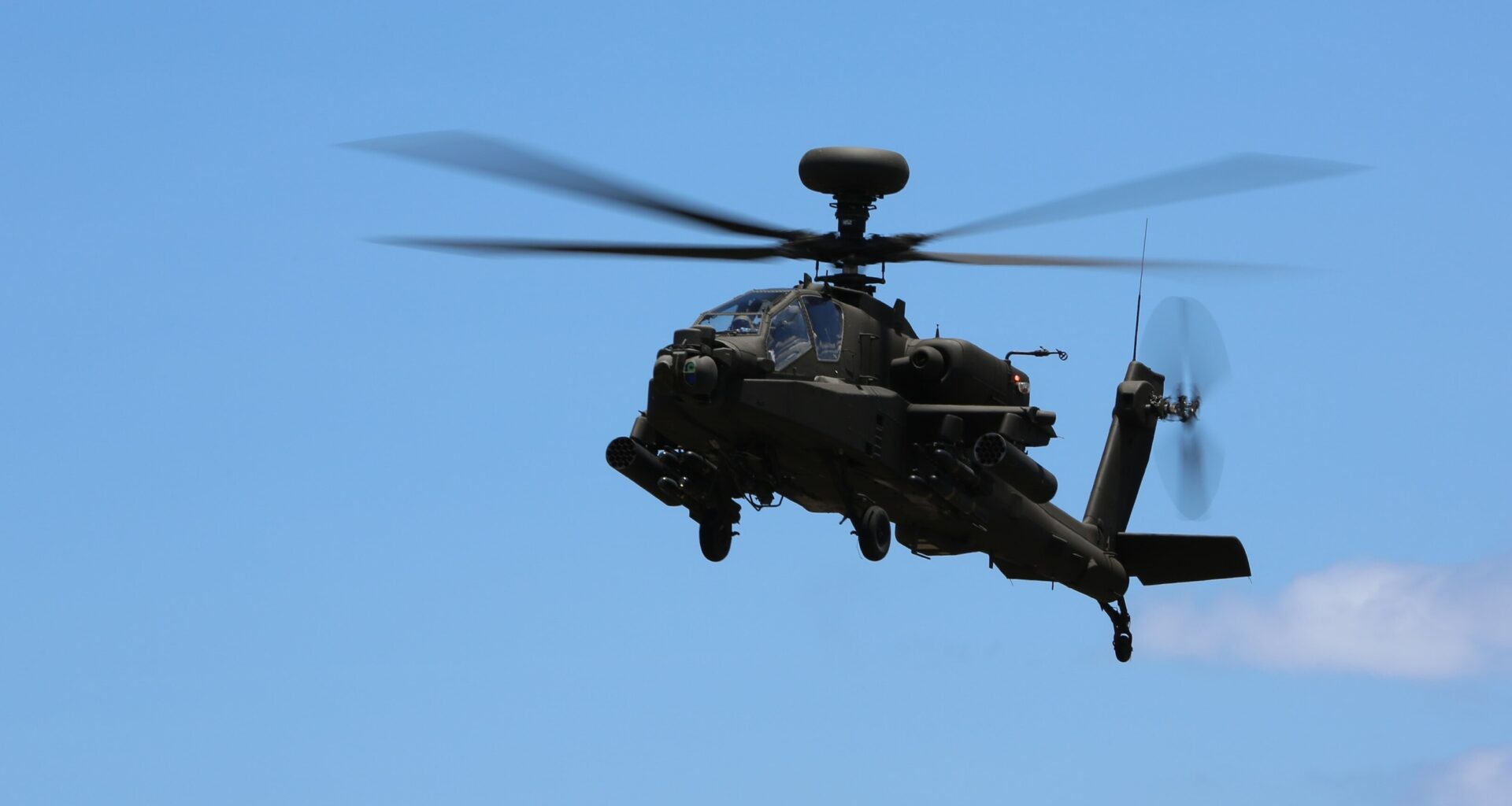Israel Signs Deal To Buy 12 Advanced Apache Helicopters From US