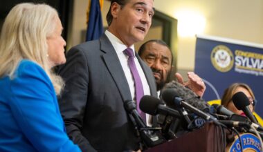 Texas grand jury indicts ICE officer accused of running over man in Houston | Migration News