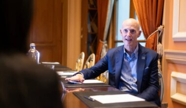 Rick Scott supports renewed bombing in Iran