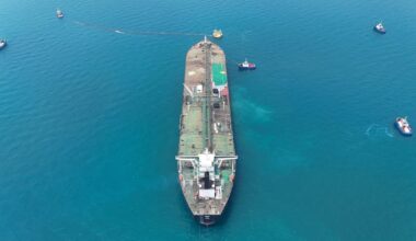 Iraq transports its oil through Strait of Hormuz as US-Iran war chokes exports