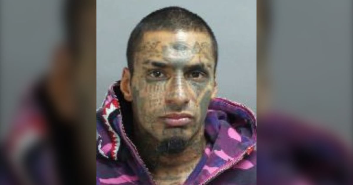 Toronto man charged after luring of 15-year-old girl