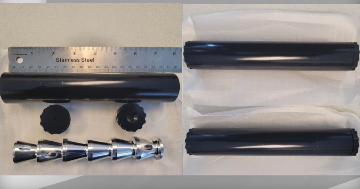 Toronto cop charged by the CBSA