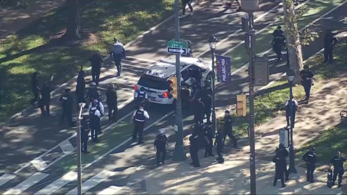 Police shoot, kill man on Ben Franklin Parkway, officials say – NBC10 Philadelphia