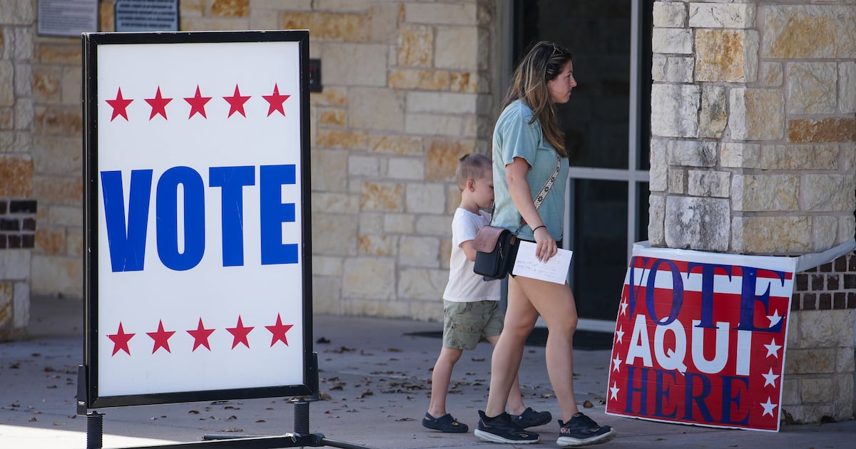 Voting rights groups sue Texas over DPS voter registration error