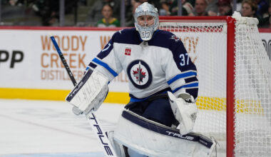 Sunday Overreactions: Hellebuyck would make Mammoth a Cup contender
