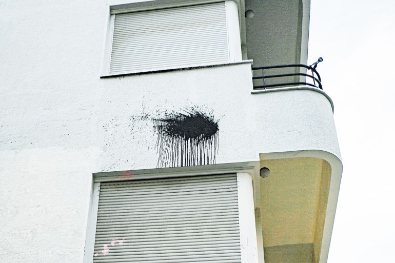 A building in Exarchia converted into Airbnb rentals has been pelted with paint by activists, October 10, 2026