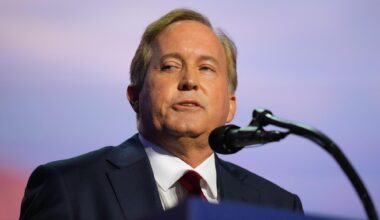 Paxton blames Iran war for his struggles as Trump holds Texas rally for him