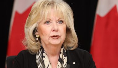 Former broadcaster Pamela Wallin resigns from the Senate