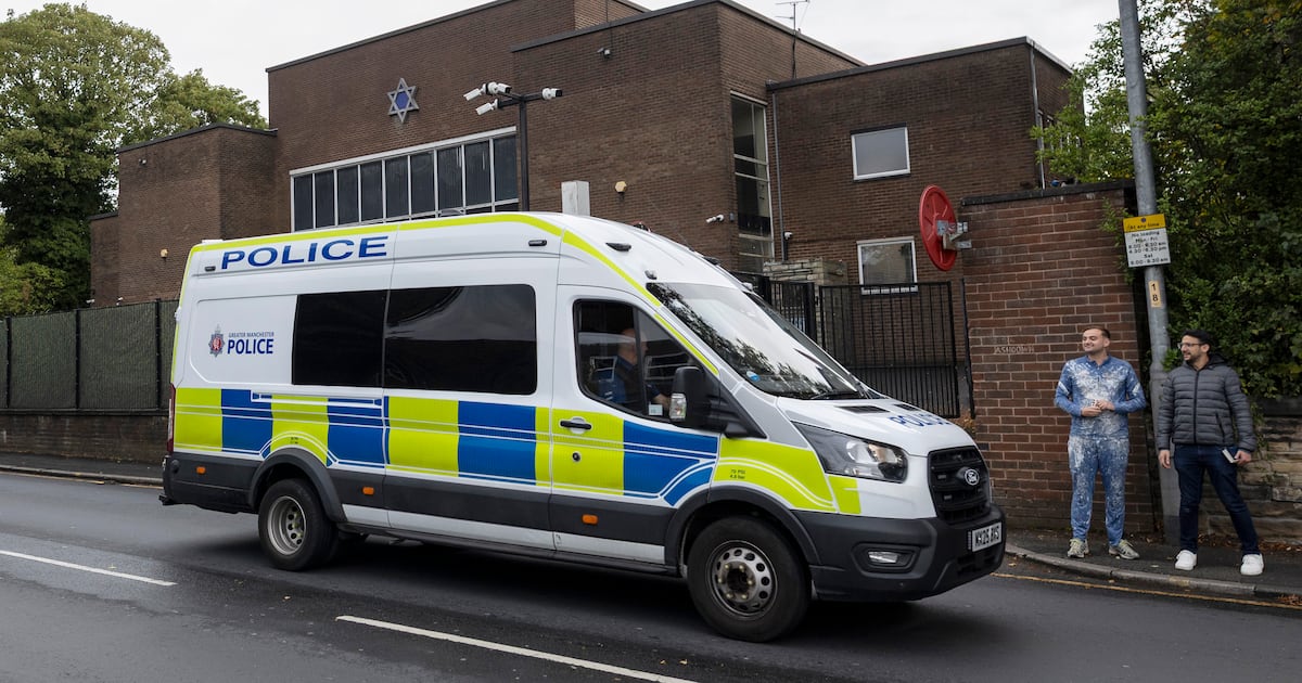Iranian suspects 'planned to use home-made bomb' to attack Jews in Britain