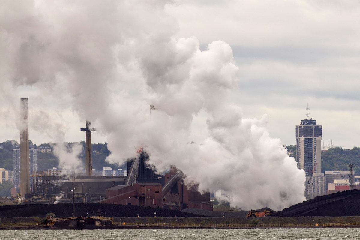 Stelco owner Cleveland-Cliffs is playing a classic game of chicken with Ottawa