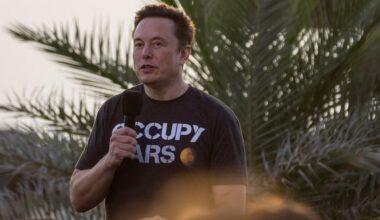Elon Musk reportedly ordered slowing down of Starlink access for Ukrainian army