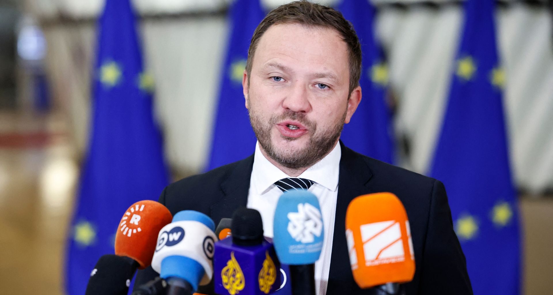 Estonia bans transit of Russian, Belarusian grain