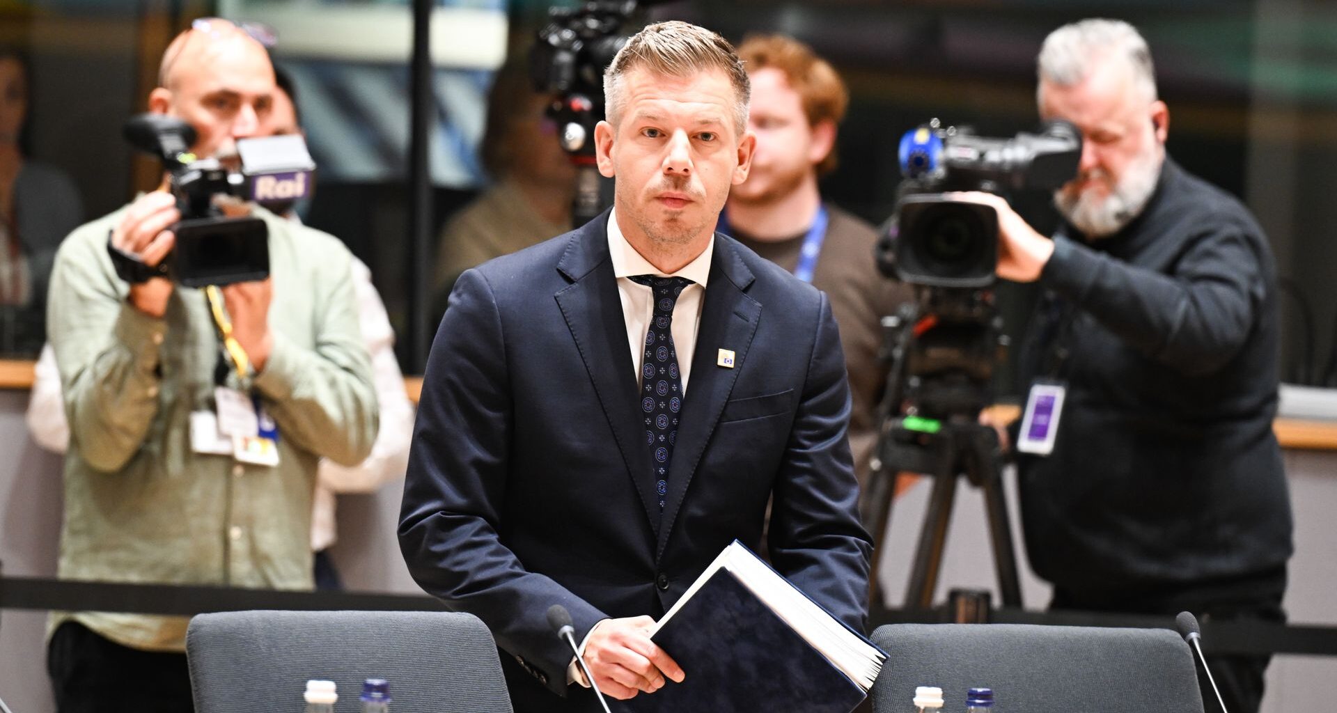 Hungary ready to allow Ukrainian grain transit to Western Europe, prime minister says