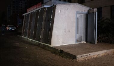 Russian ballistic missiles slam Kyiv right as air raid alarms sound