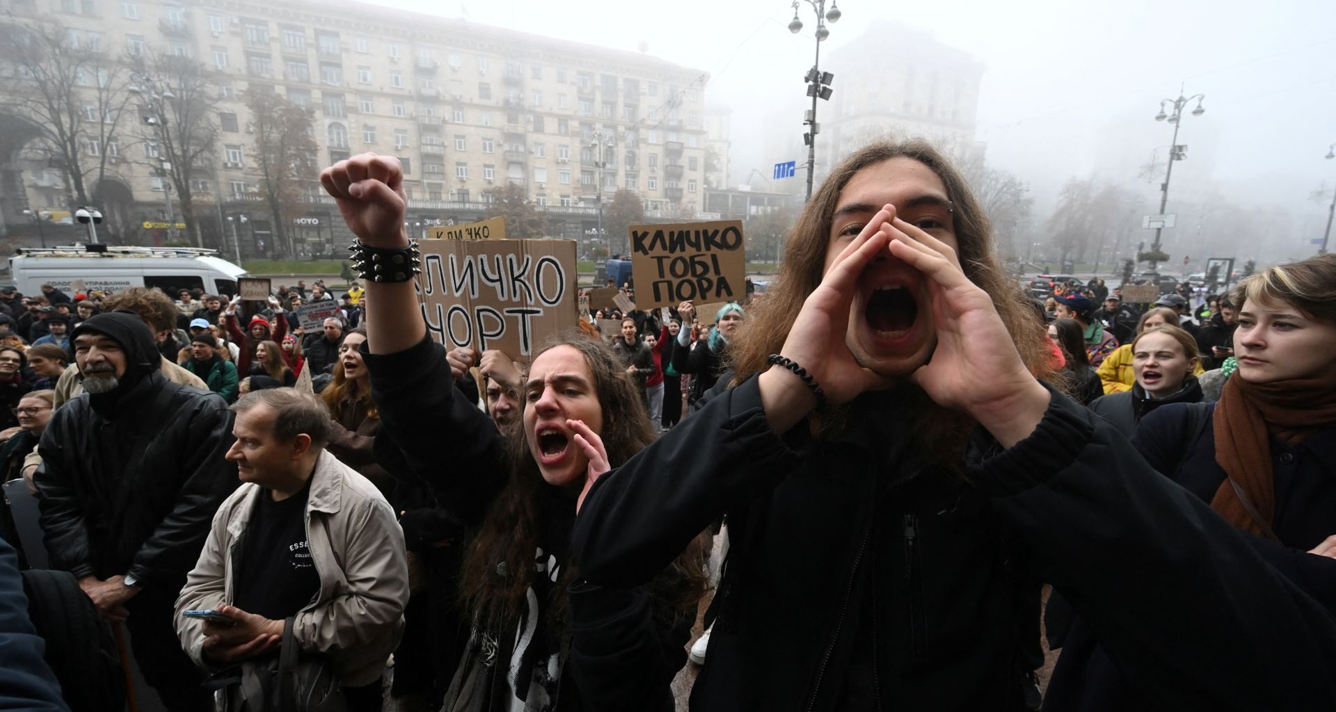 Anger over Kyiv's winter preparations fuels calls for Mayor Klitschko to resign