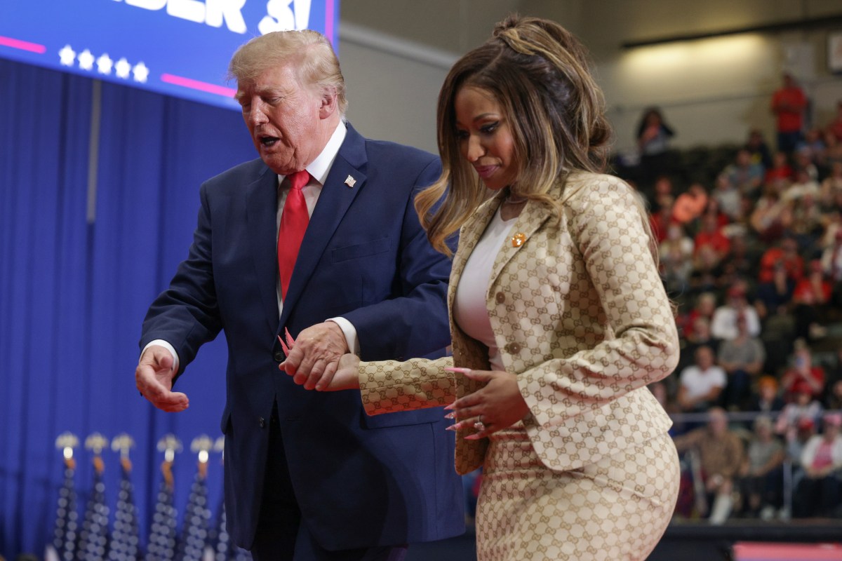 Donald Trump Compliments Nicki Minaj's Body at Michigan Midterm Rally
