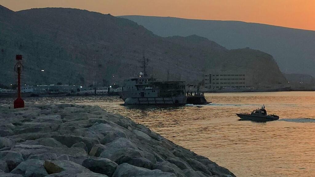 Strait of Hormuz מצר הורמוז