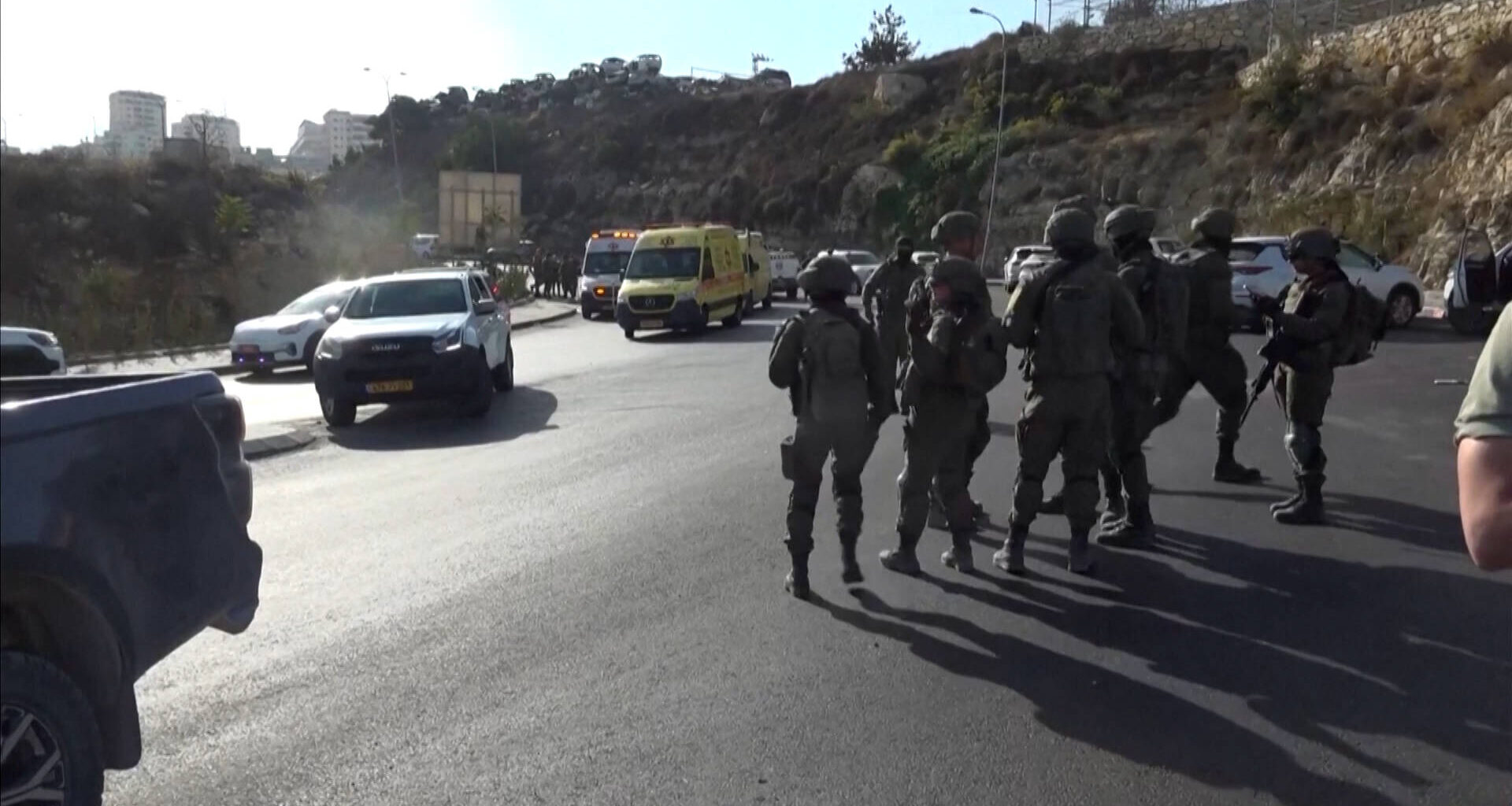 Netanyahu Moves to Fully Lock Down West Bank Ahead of Israeli Elections